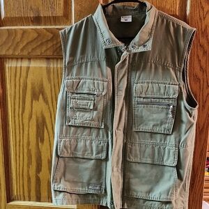 Columbia Olive Green Utility Vest